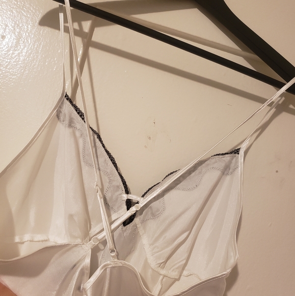 NEW 2 piece robe set - Picture 3 of 3